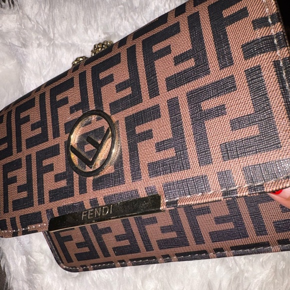 Fashion FF Brown and Black Chain Shoulder Bag - Picture 12 of 15